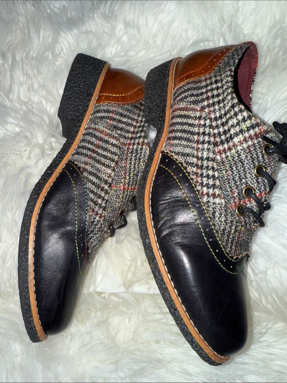 L’ARTISTE Multicolor Tweed with Black Leather Wingtip Oxfords - Picture 12 of 16